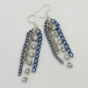 Rhinestone and chain earrings - Weezie World